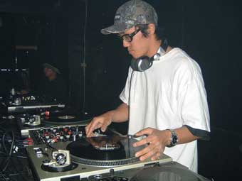 DJ SAWZ